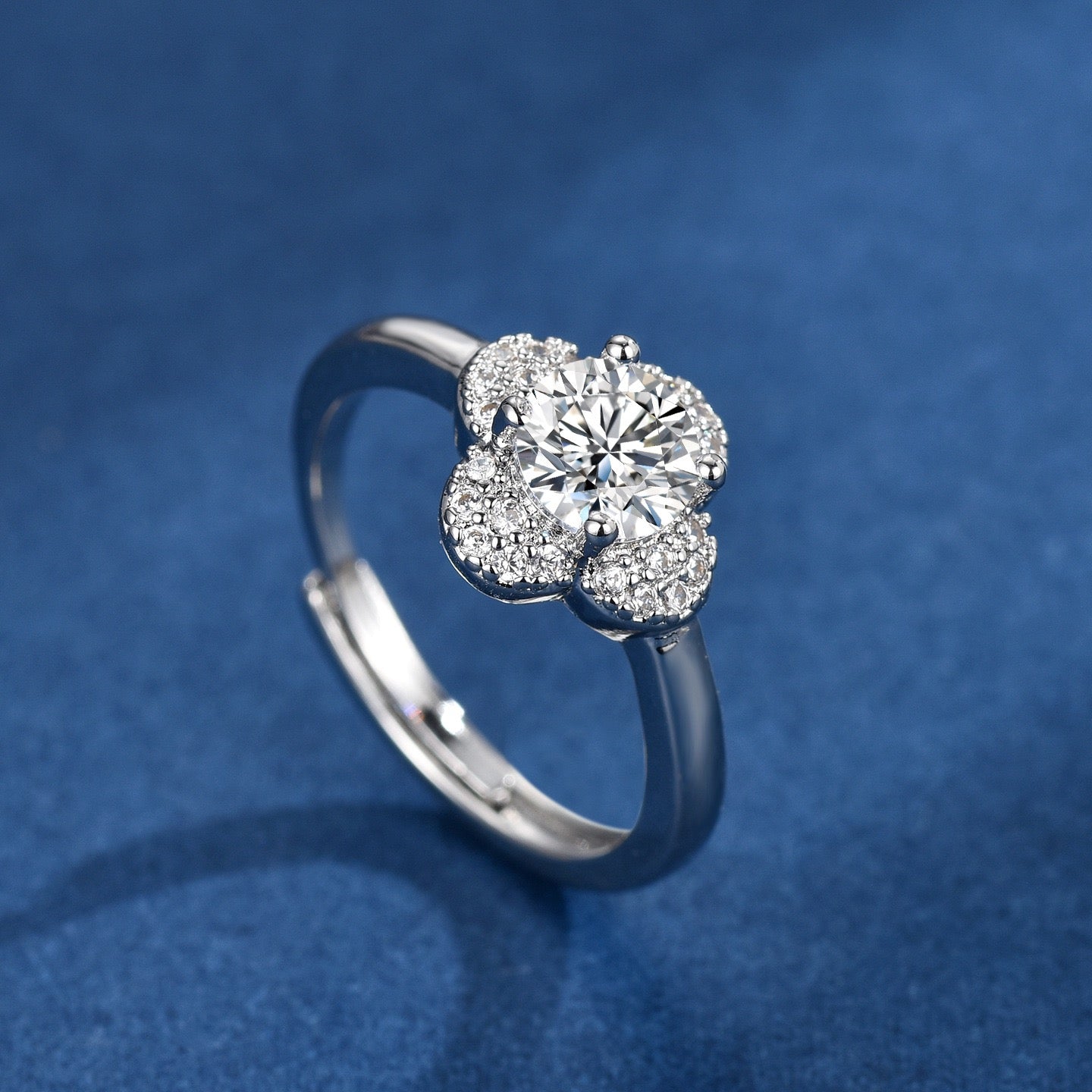 Silver Lucky Clover Ring